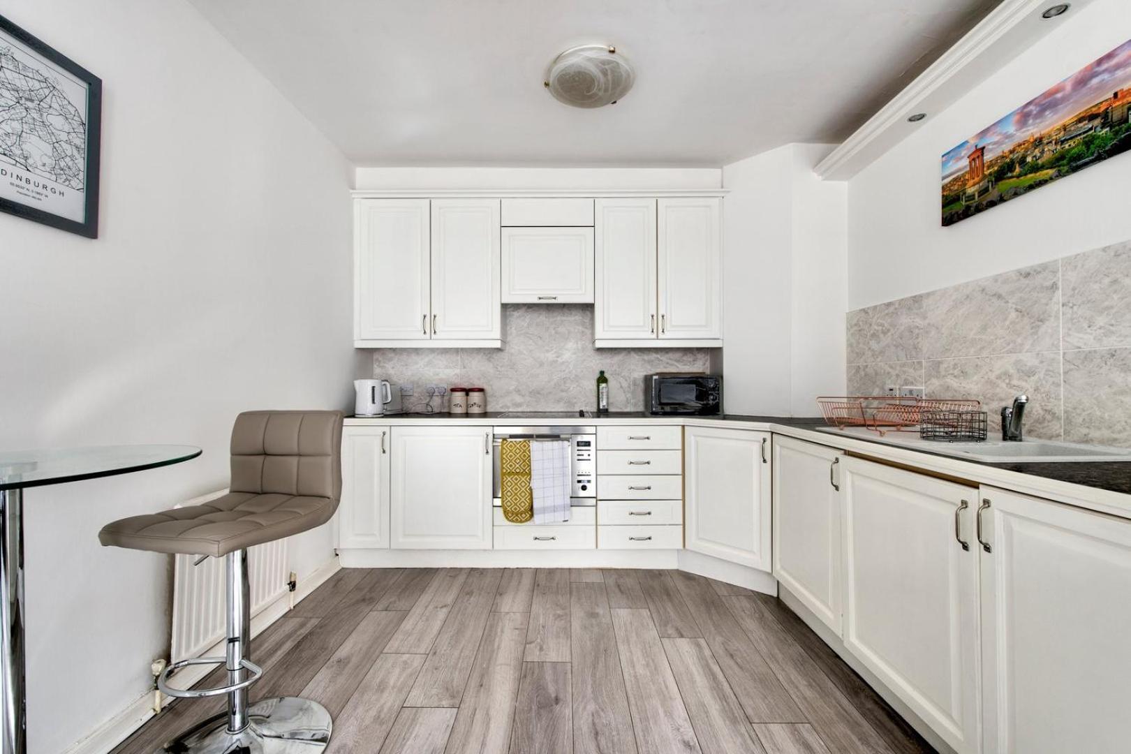 Apartament Guestready - Bright & Airy 1Br Flat In Center Edynburg Zewnętrze zdjęcie
