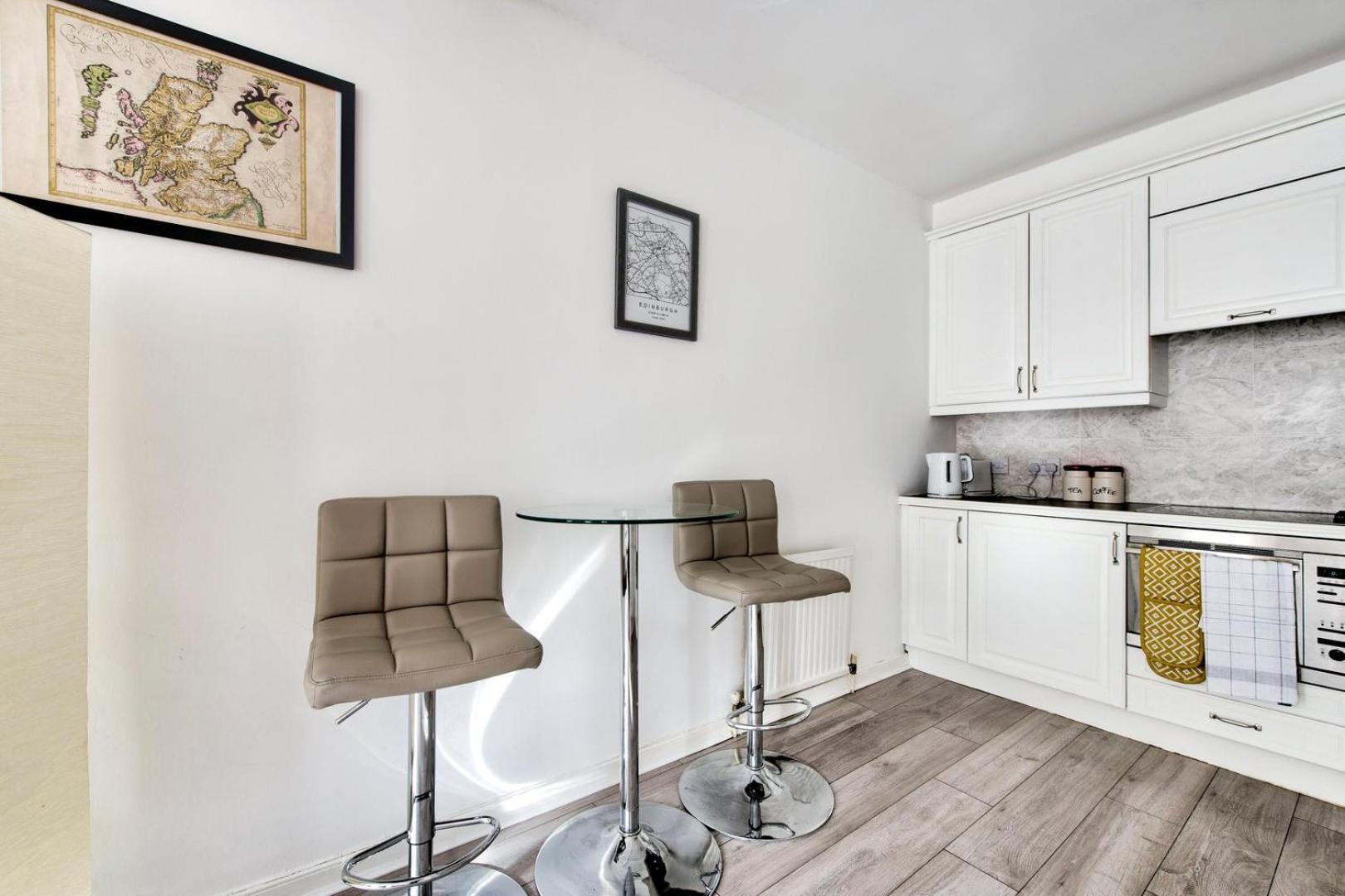 Apartament Guestready - Bright & Airy 1Br Flat In Center Edynburg Zewnętrze zdjęcie